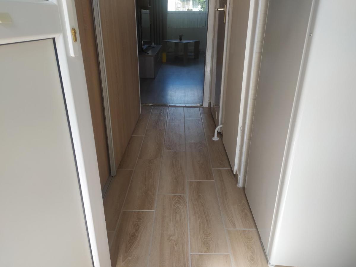 Krenusz Vendeghaz 3. Apartment